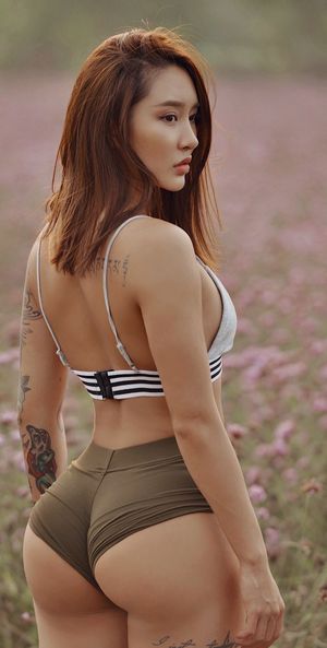 Amazing Asian Ass....