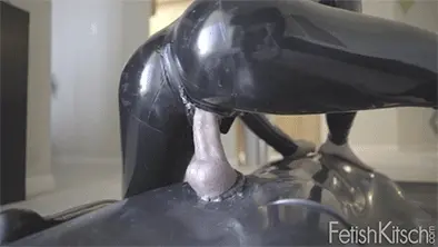 Don’t you love zippers? What a ride.