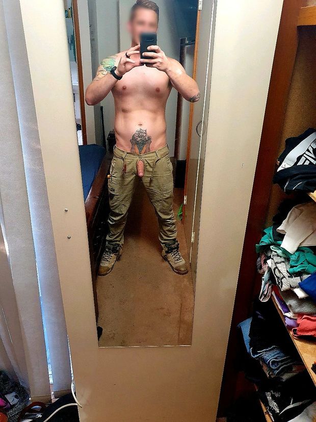 Mirror selfie