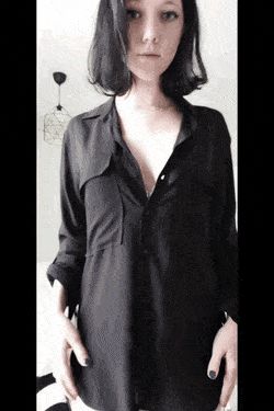 Teen Revealing Shaved Pussy And Nice Tits