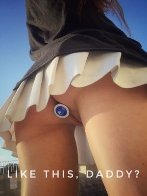 Short skirt and no panties