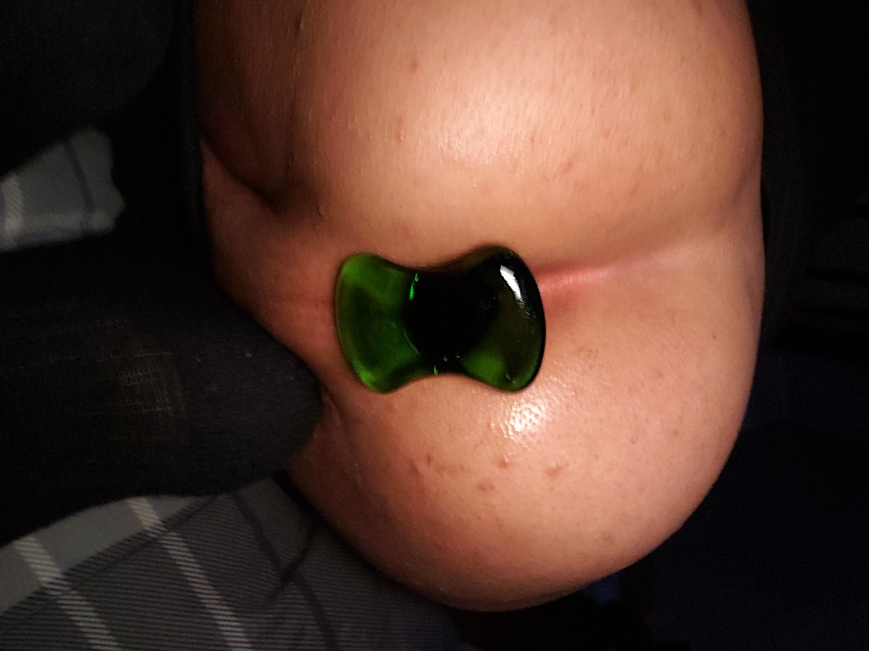 Plugged twink