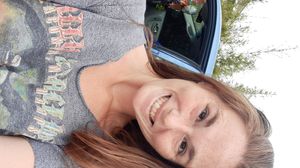 CurvyRedgirl Picture