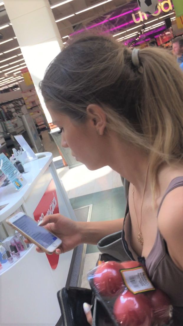 Teen downblouse