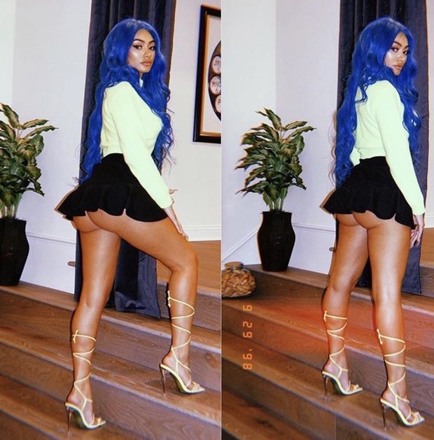 Cute ebony ass peeking