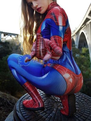Spidergirl and his ass