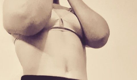 Sexy 19yo teen body while she's dressing