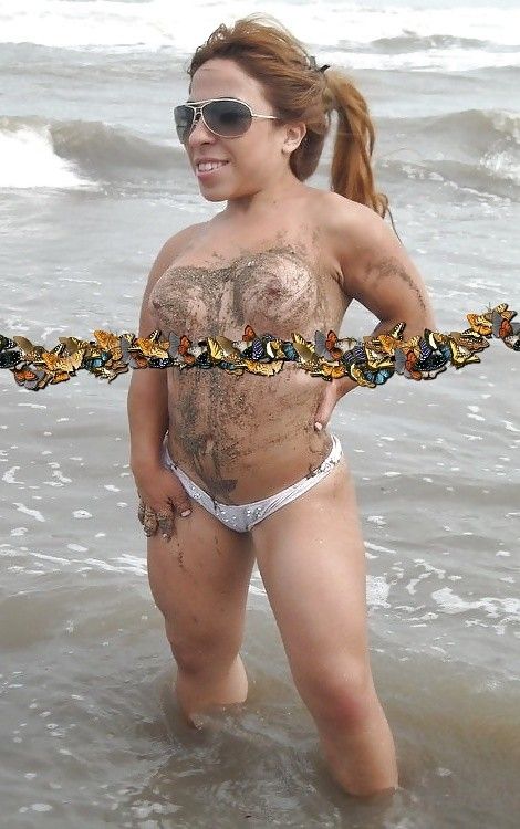 Midget at the beach