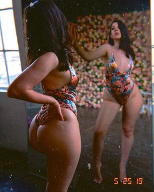 Spanish bae with phat ass