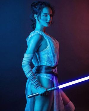 Rey Cosplay
