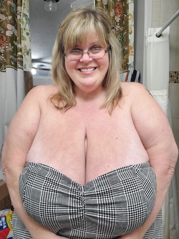 Lacy Breasts SSBBW