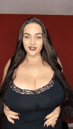 Perfect natural tits