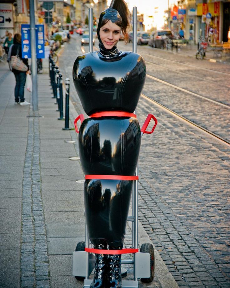 Inflatable bondage