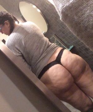 Big Creamy White Culo