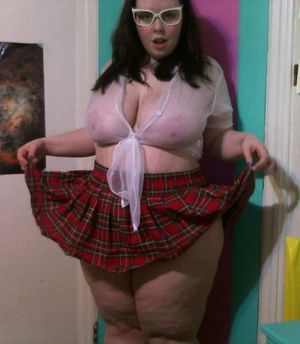 I fucking want this outfit.