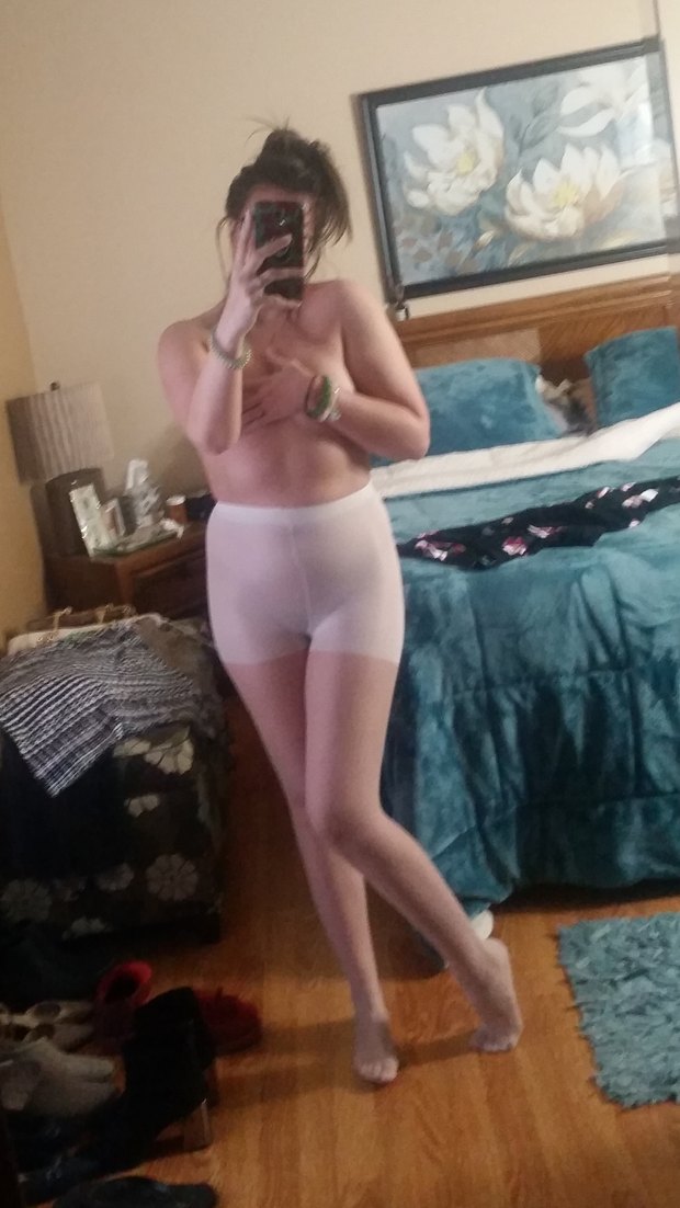 Pantyhose Pic Entitled I would love to se more of U/lunelilium in control top.