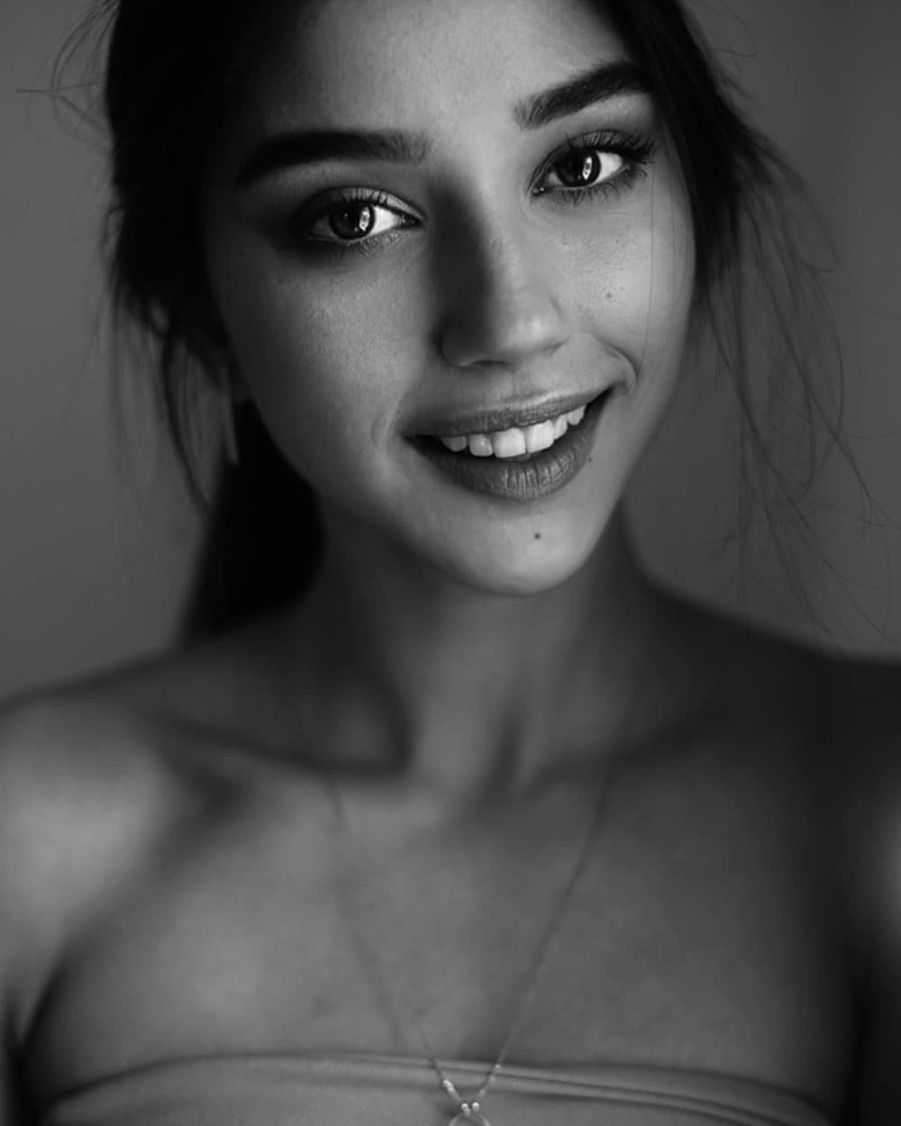 Maja Strojek smile