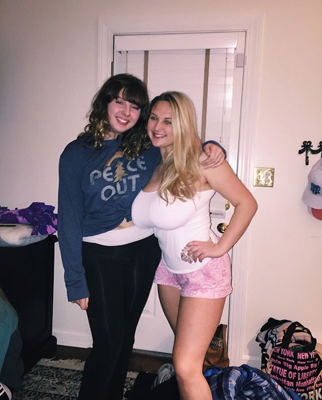 2Busty2Hide