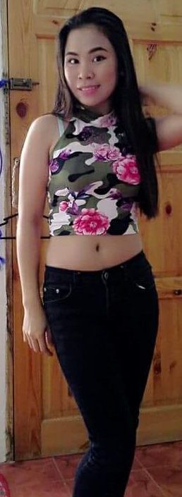 Teen Filipina Flower belly shirt