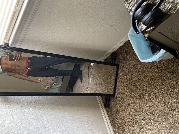 Need someone on their knees ;)