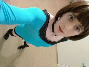 Sissy_slut_90 in a beautiful dress and ready for the date