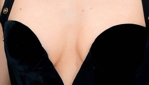 Jennifer Lawrence Amazing 34C Boobs