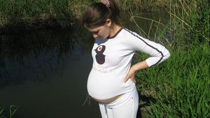 PREGNANT BABES NAKED NUDE AMATEUR NEXTDOOR SEXY SENSUAL EROTIC TEEN WOMAN