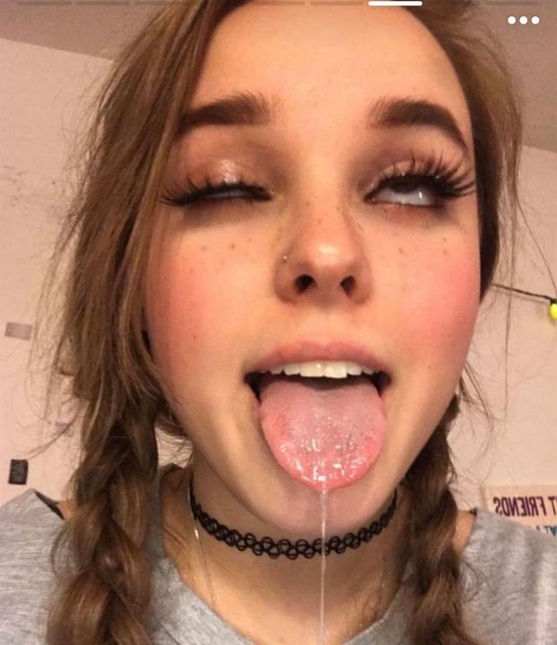 Drooling ahegao