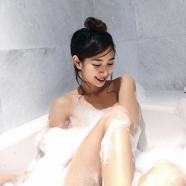 Pinoy Gamer Bathing