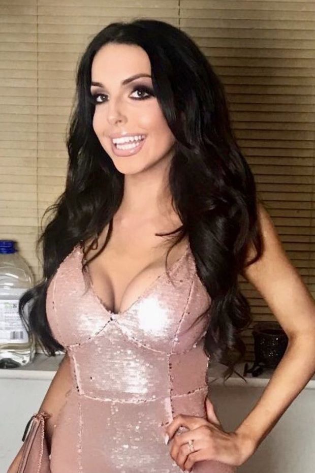 perfect Chloe Salpa amazing shemale