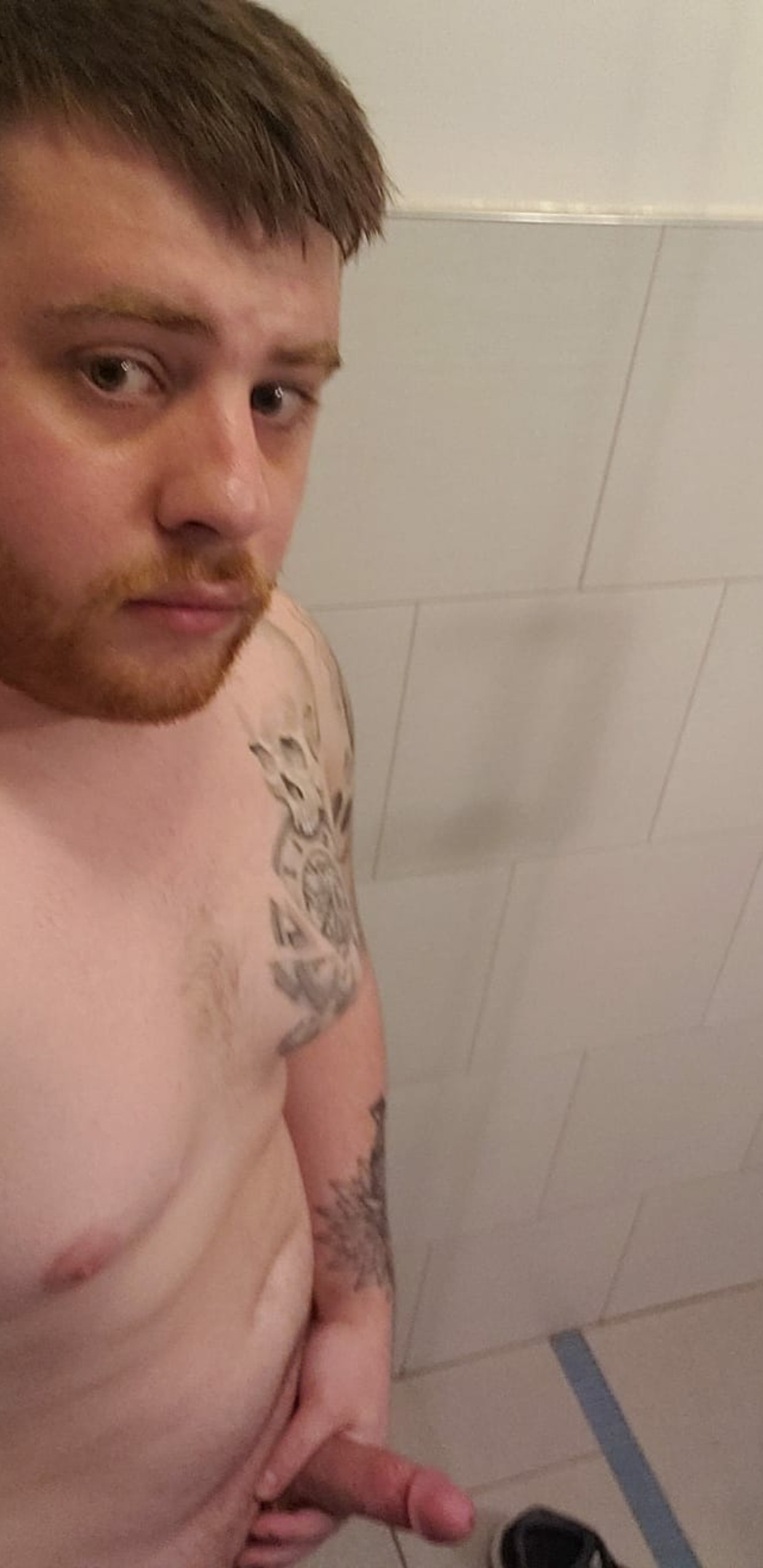 Shower edge