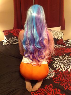 Sexy Nylon Pic: If I’m obedient will you cum on my feet?