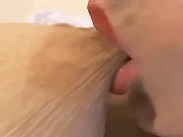 Self sucking nipple