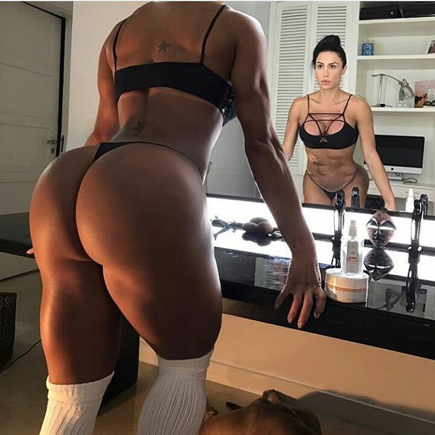 Brazilian Gracyanne Barbosa #26