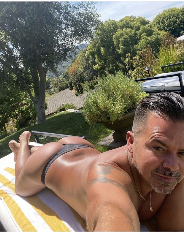 Sexy tan ass man thong