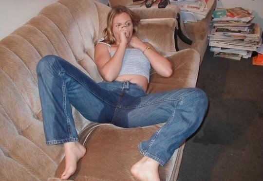 I love that feeling when the pee runs down my legs
