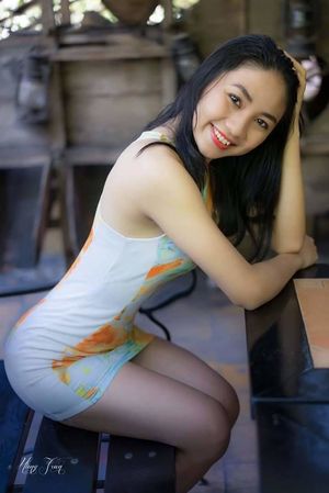 Asian Vietnamese - Khue van nguyen