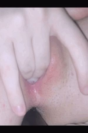 Sexy up close fingering with pussy juice