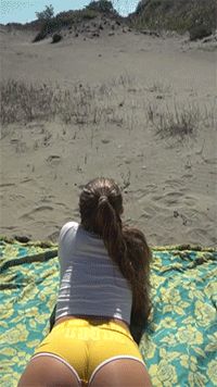 amateur ass teen grabbed on beach