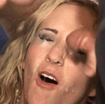 Hillary Scott has been using cum as her face mask for 20 years