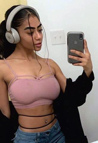 nice tits selfie