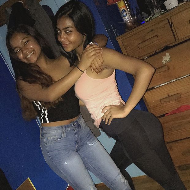 her ass poking with her cousin
