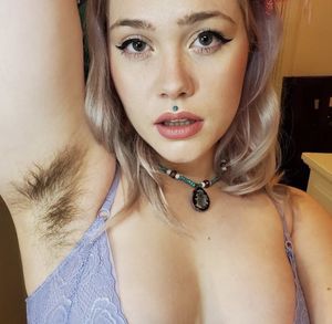 hot armpits