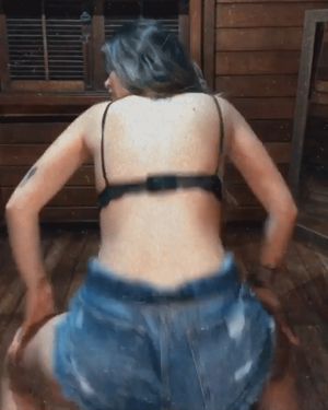 Brazilian hottie Ani Rocha twerks and jiggles her bum in slo-mo