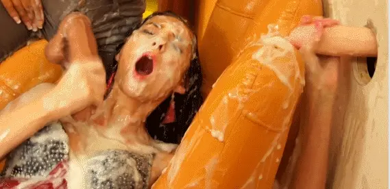real or fake, I love seeing white goo spray from a cock onto her face!