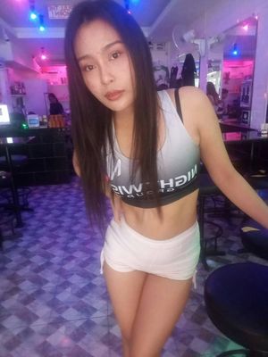 Bargirl from Wrath on Soi 6, Pattaya - Thailand.