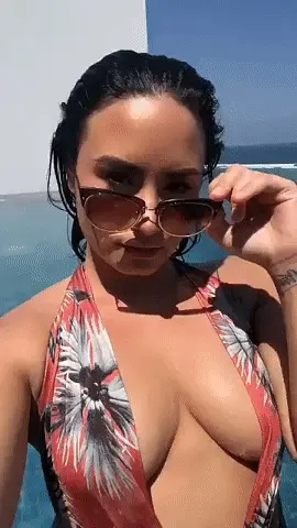 Demi