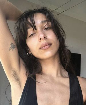 hairy armpit