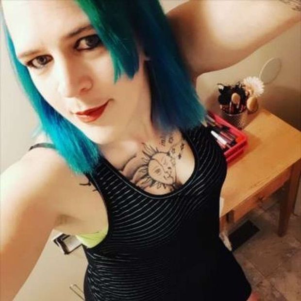 Easy to fuck this gal
