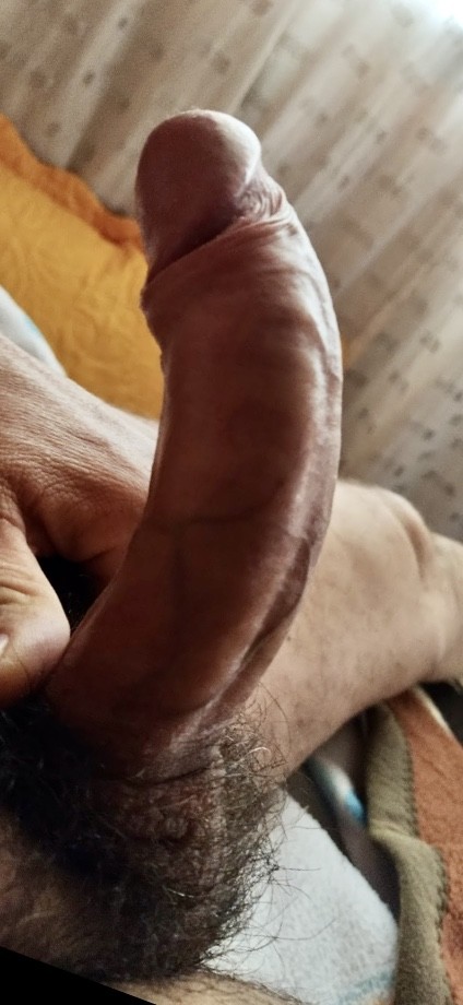 A big, thick and curvy cock. And I have it in my mouth and ass cuming hard